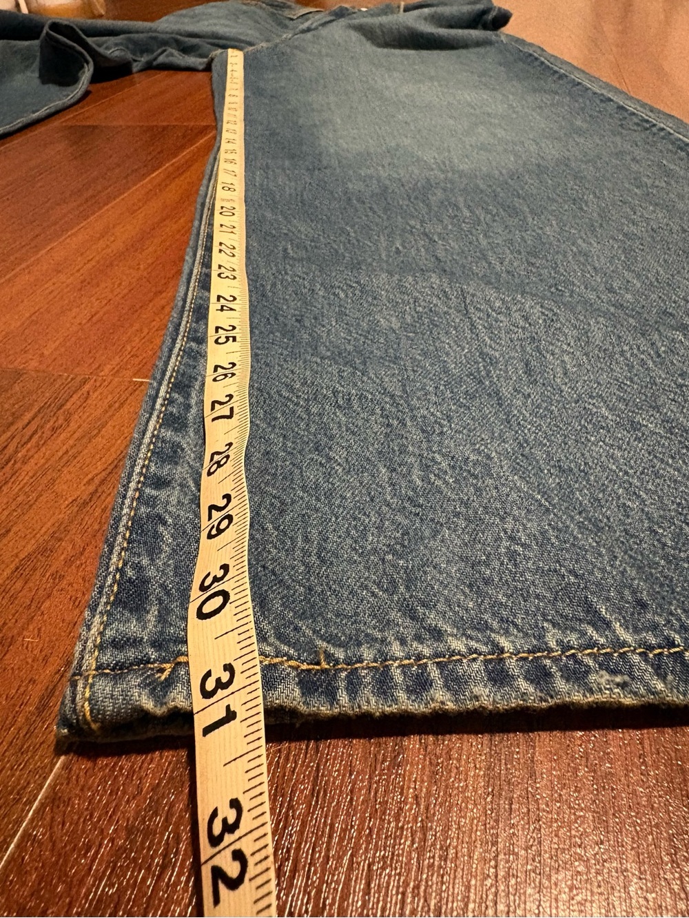Women’s Levi’s Cinch Baggy Jeans Size 30 - Picture 2 of 6